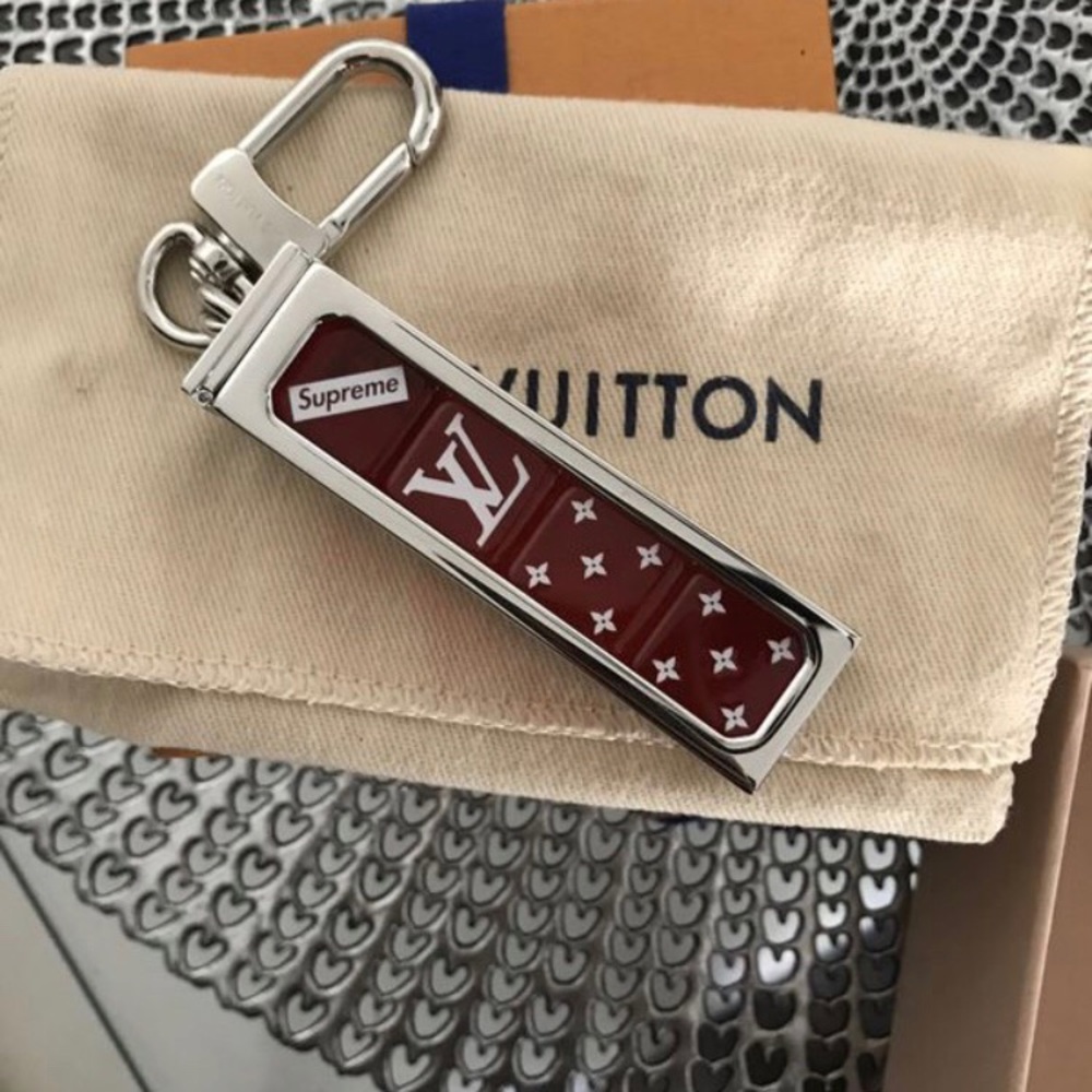 Louis Vuitton X Supreme keychain